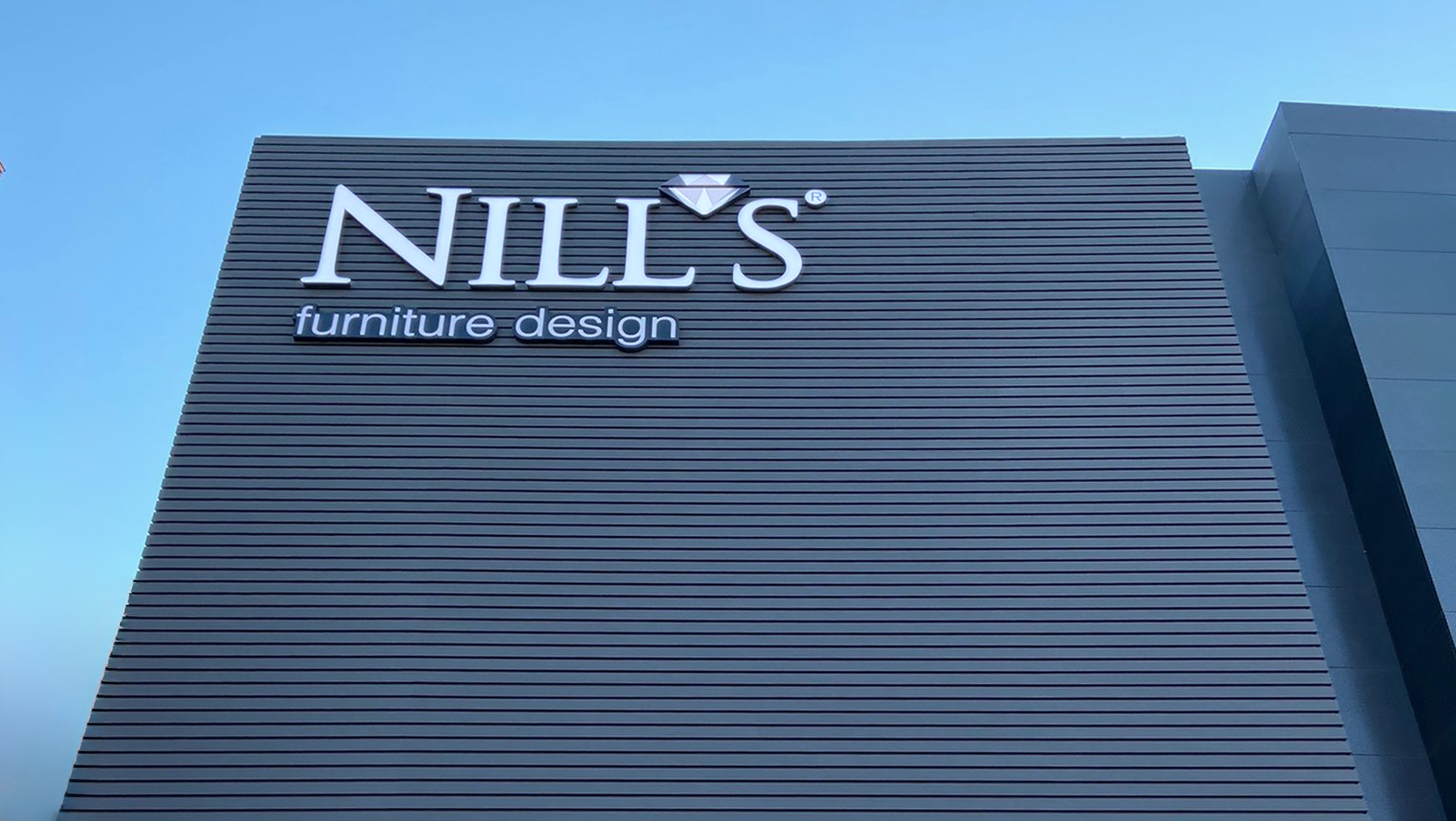 NILL'S